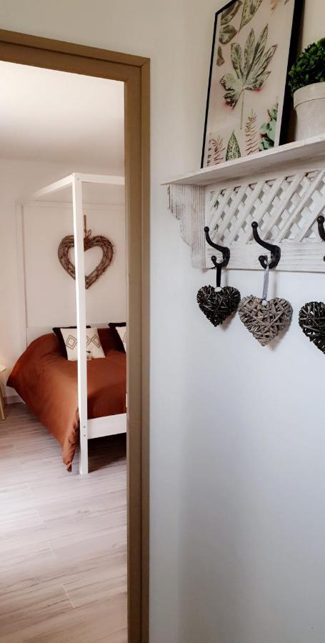 Le Cosy De Sarah Bed & Breakfast Bordeaux-Saint-Clair Exterior photo